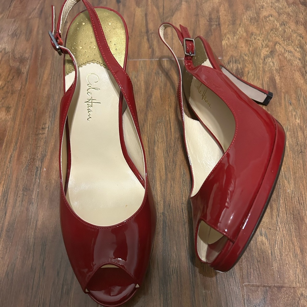 Cole Haan Red Patent Peep Toe Slingback Heels 👠 - Picture 3 of 9